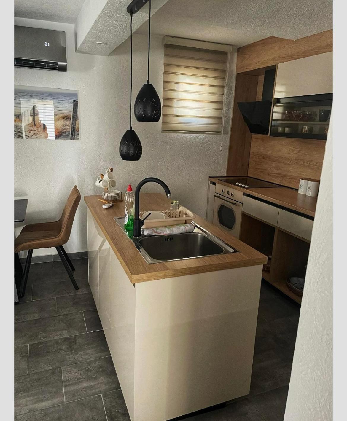 Studios Merdovic Budva Quarto foto