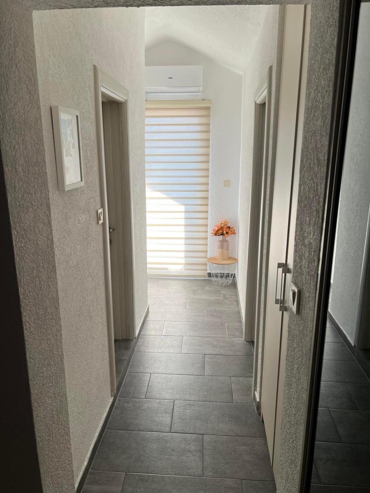 Studios Merdovic Budva Quarto foto