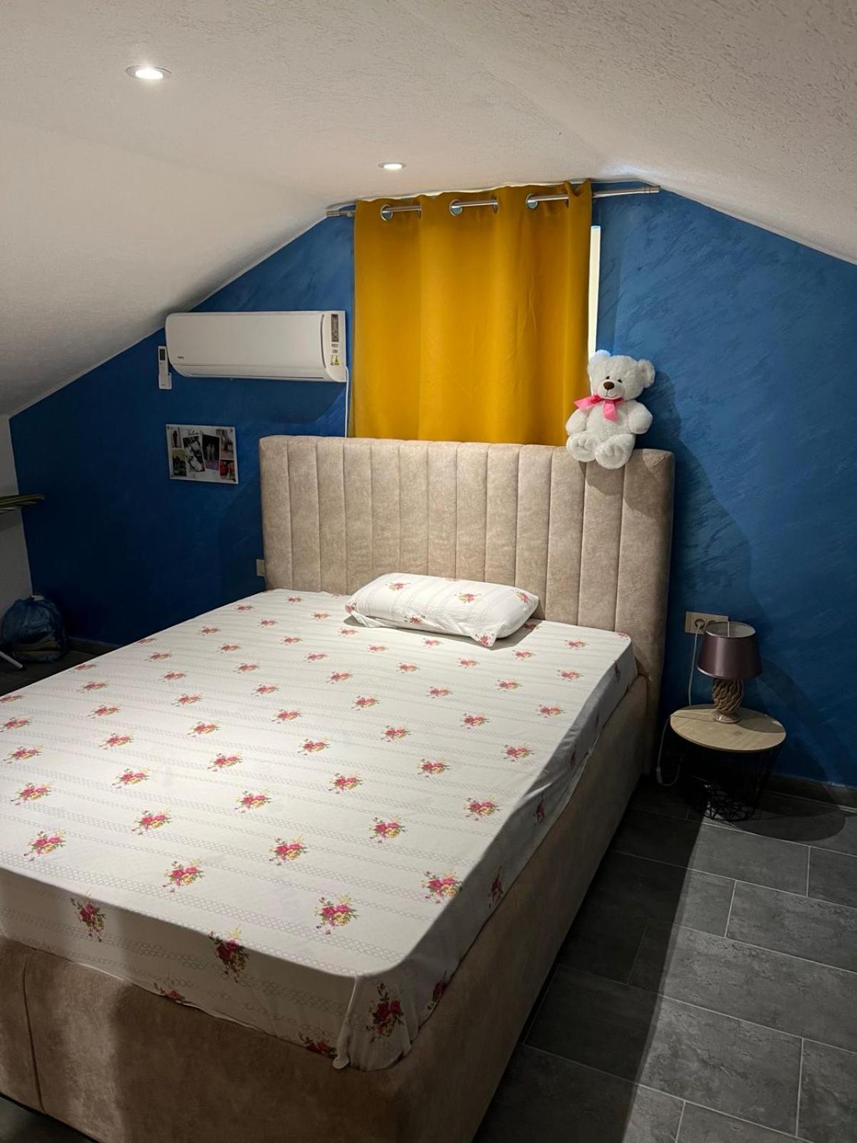 Studios Merdovic Budva Quarto foto